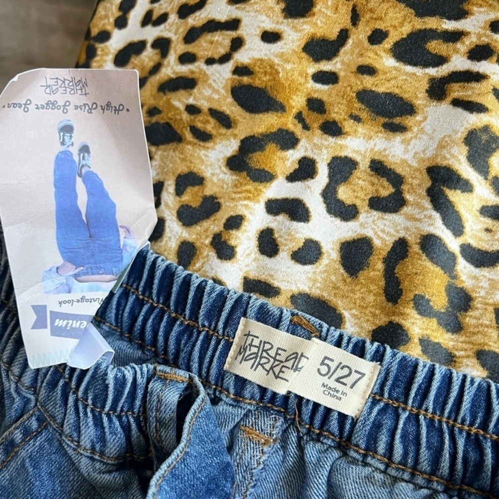 Size 5 Cargo Style Denim Jean Joggers - Picture 3 of 3
